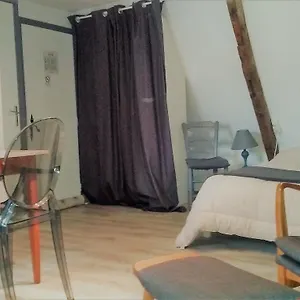 Le Saint Yves 2* Tréguier